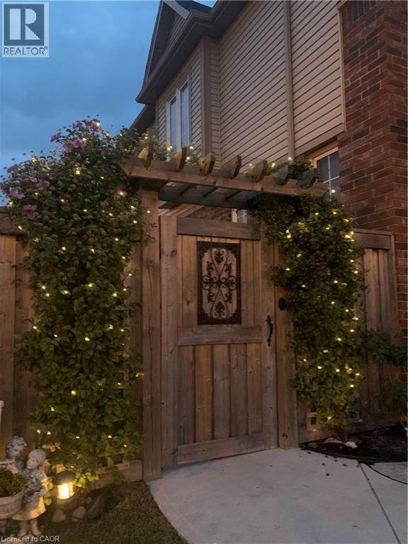 370 WINDWOOD Drive, Binbrook, Ontario, L0R1C0 — Photo 42