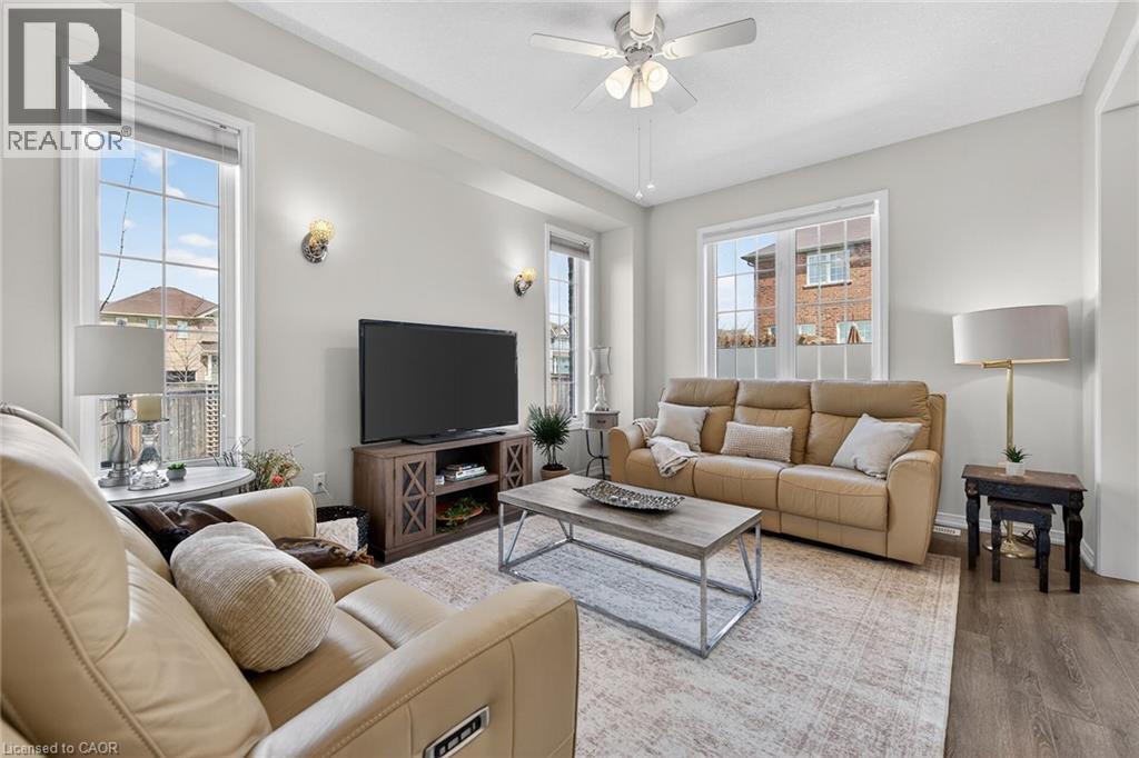 370 WINDWOOD Drive, Binbrook, Ontario, L0R1C0 — Photo 8