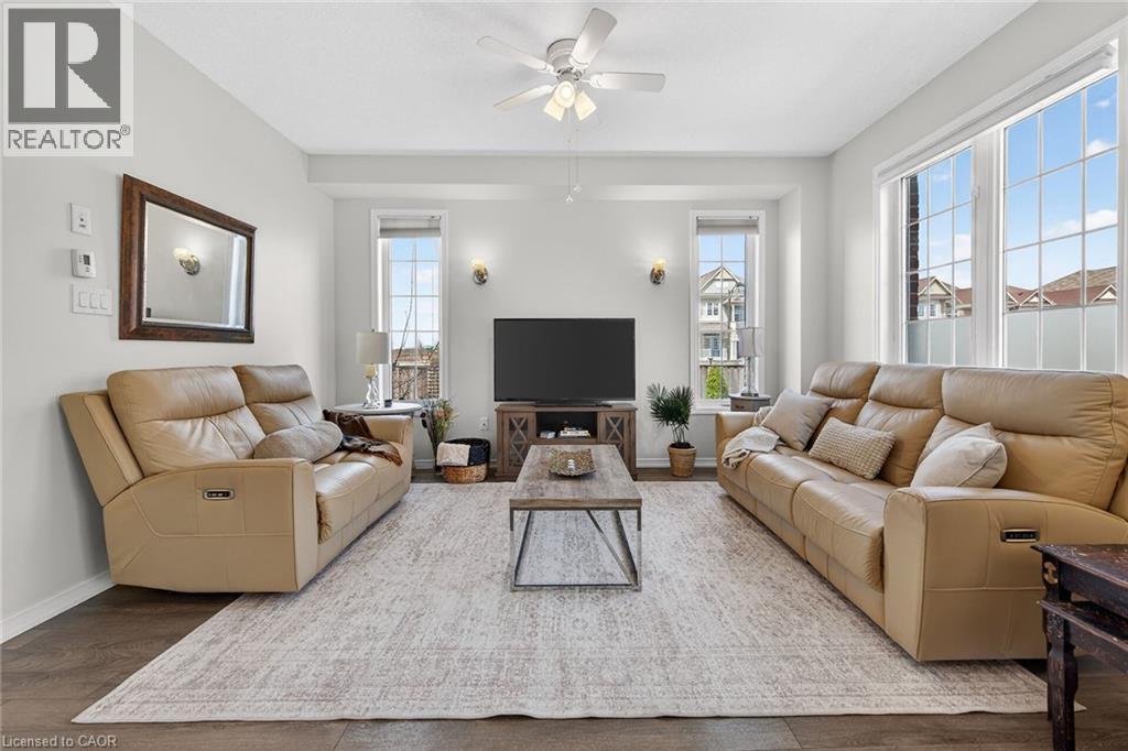 370 WINDWOOD Drive, Binbrook, Ontario, L0R1C0 — Photo 9