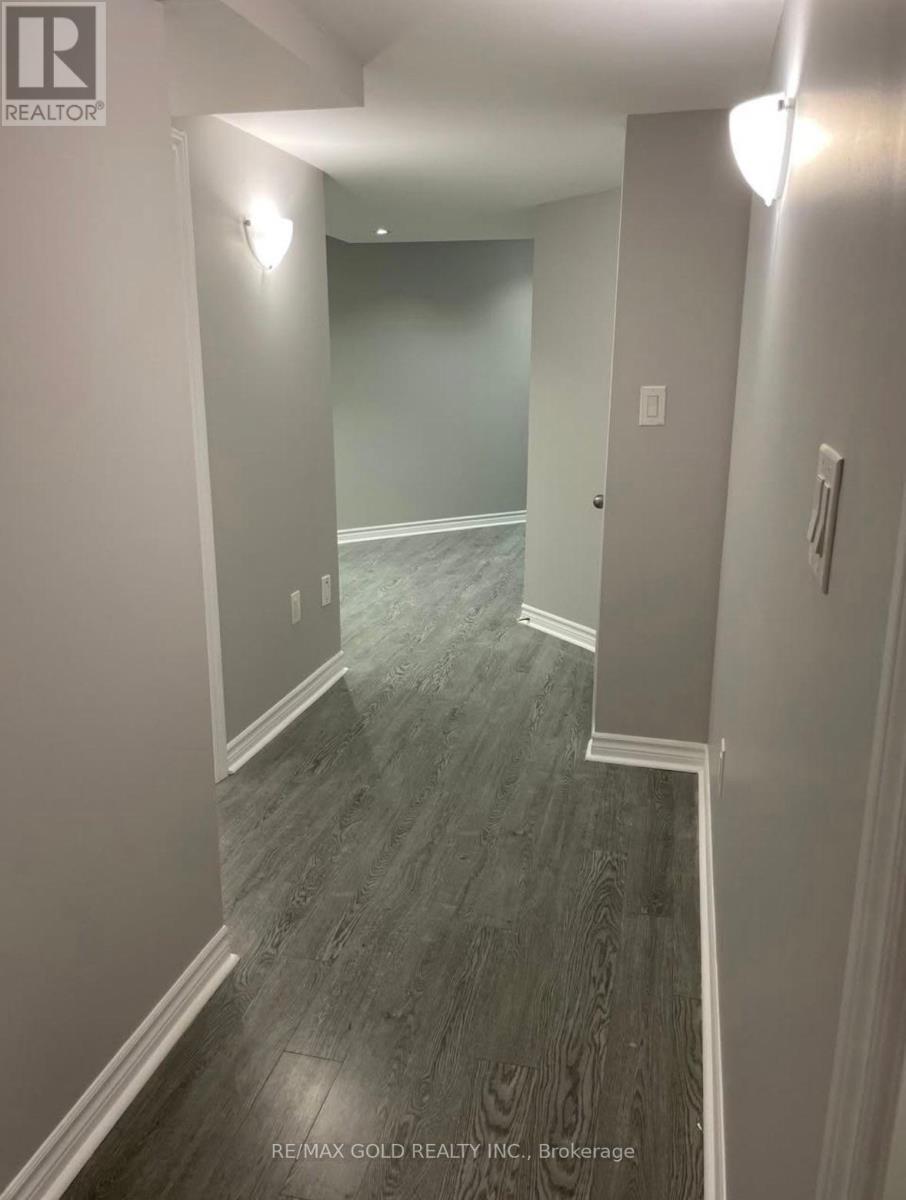 72 LESABRE CRESCENT, Brampton (Bram East), Ontario, L6P3R4 — Photo 3