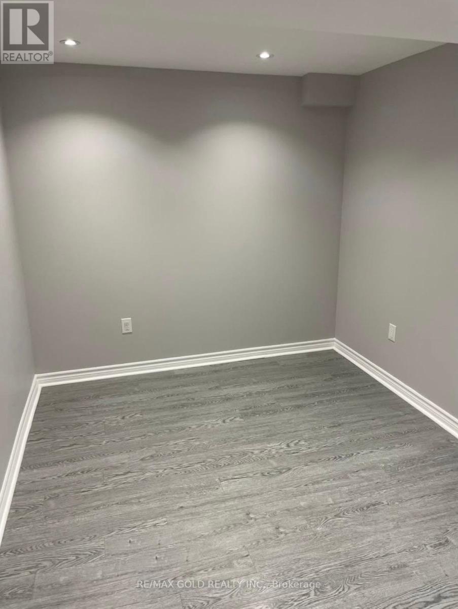 72 LESABRE CRESCENT, Brampton (Bram East), Ontario, L6P3R4 — Photo 8