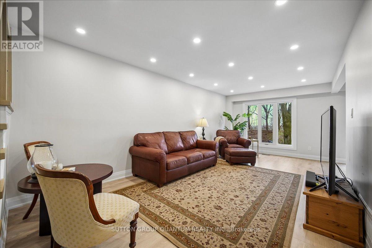 1120 MONTGOMERY DRIVE, Oakville (GA Glen Abbey), Ontario, L6M1G1 — Photo 8