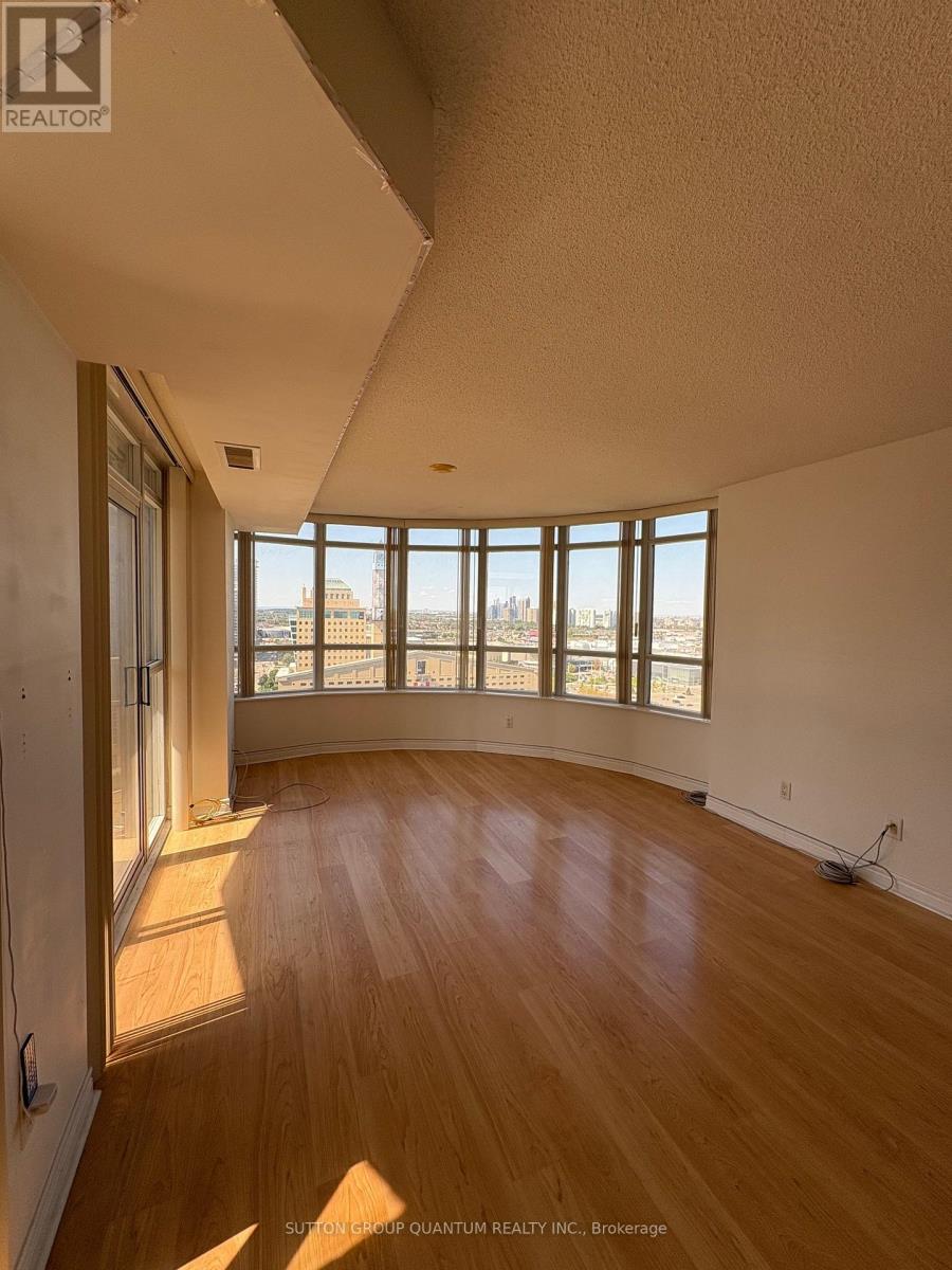 2102 - 310 BURNHAMTHORPE ROAD W, Mississauga (City Centre), Ontario, L5B4P9 — Photo 2