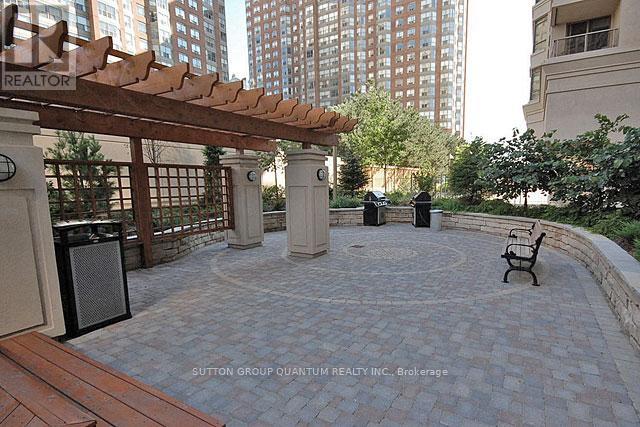 2102 - 310 BURNHAMTHORPE ROAD W, Mississauga (City Centre), Ontario, L5B4P9 — Photo 5