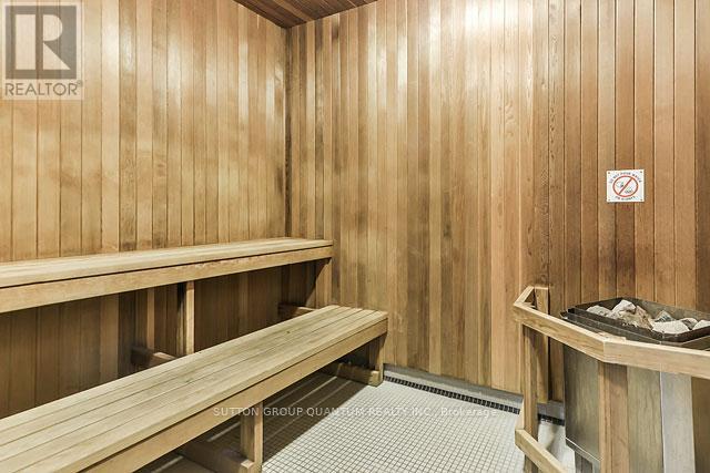 2102 - 310 BURNHAMTHORPE ROAD W, Mississauga (City Centre), Ontario, L5B4P9 — Photo 7