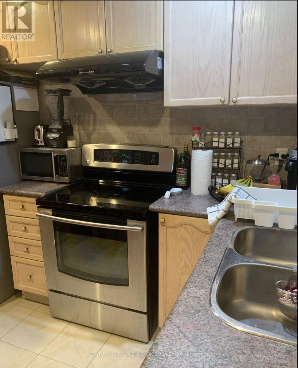 904 DRYSDALE DRIVE, Mississauga (East Credit), Ontario, L5V1X6 — Photo 4