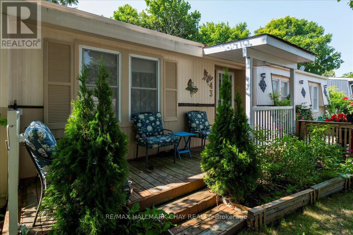 43 LINDEN LANE, Innisfil, Ontario, L9S1P2 — Photo 2