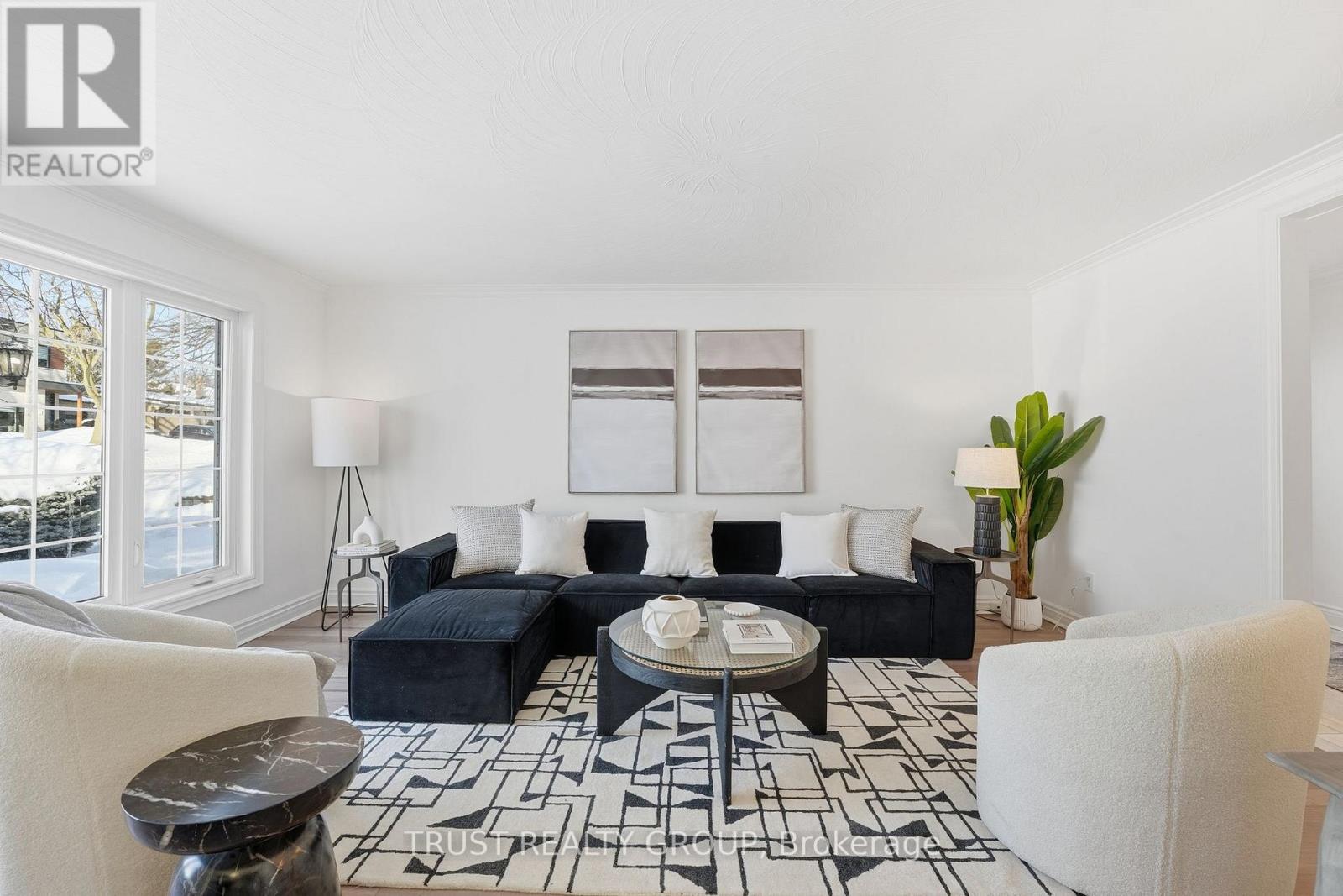 9 DEL RIA DRIVE, Toronto (Maple Leaf), Ontario, M6L1L9 — Photo 11
