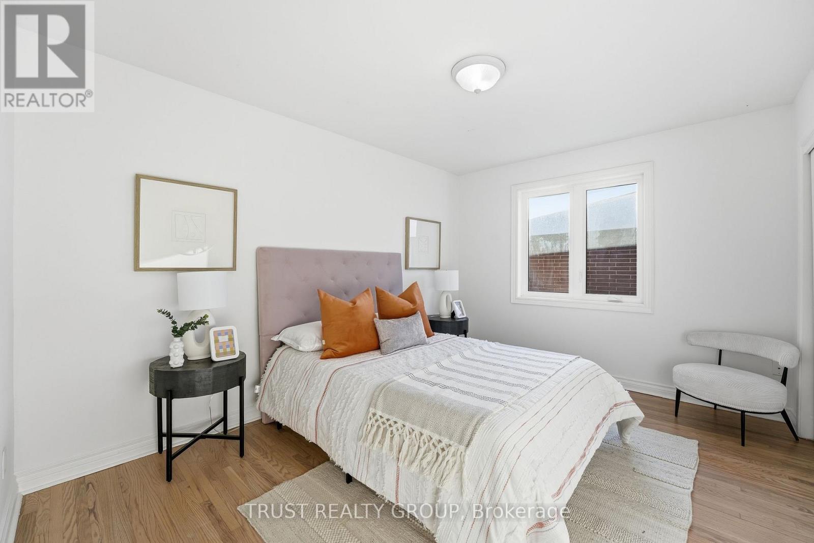 9 DEL RIA DRIVE, Toronto (Maple Leaf), Ontario, M6L1L9 — Photo 16