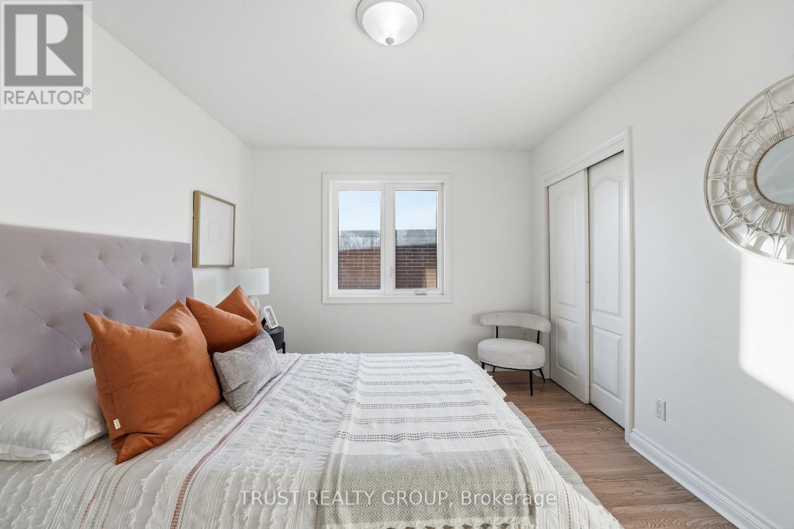 9 DEL RIA DRIVE, Toronto (Maple Leaf), Ontario, M6L1L9 — Photo 17