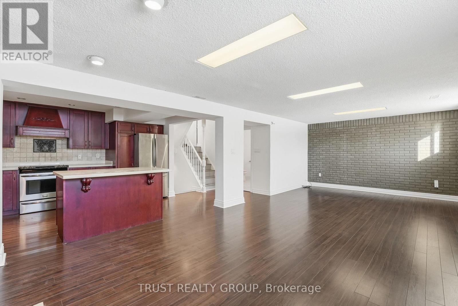 9 DEL RIA DRIVE, Toronto (Maple Leaf), Ontario, M6L1L9 — Photo 25