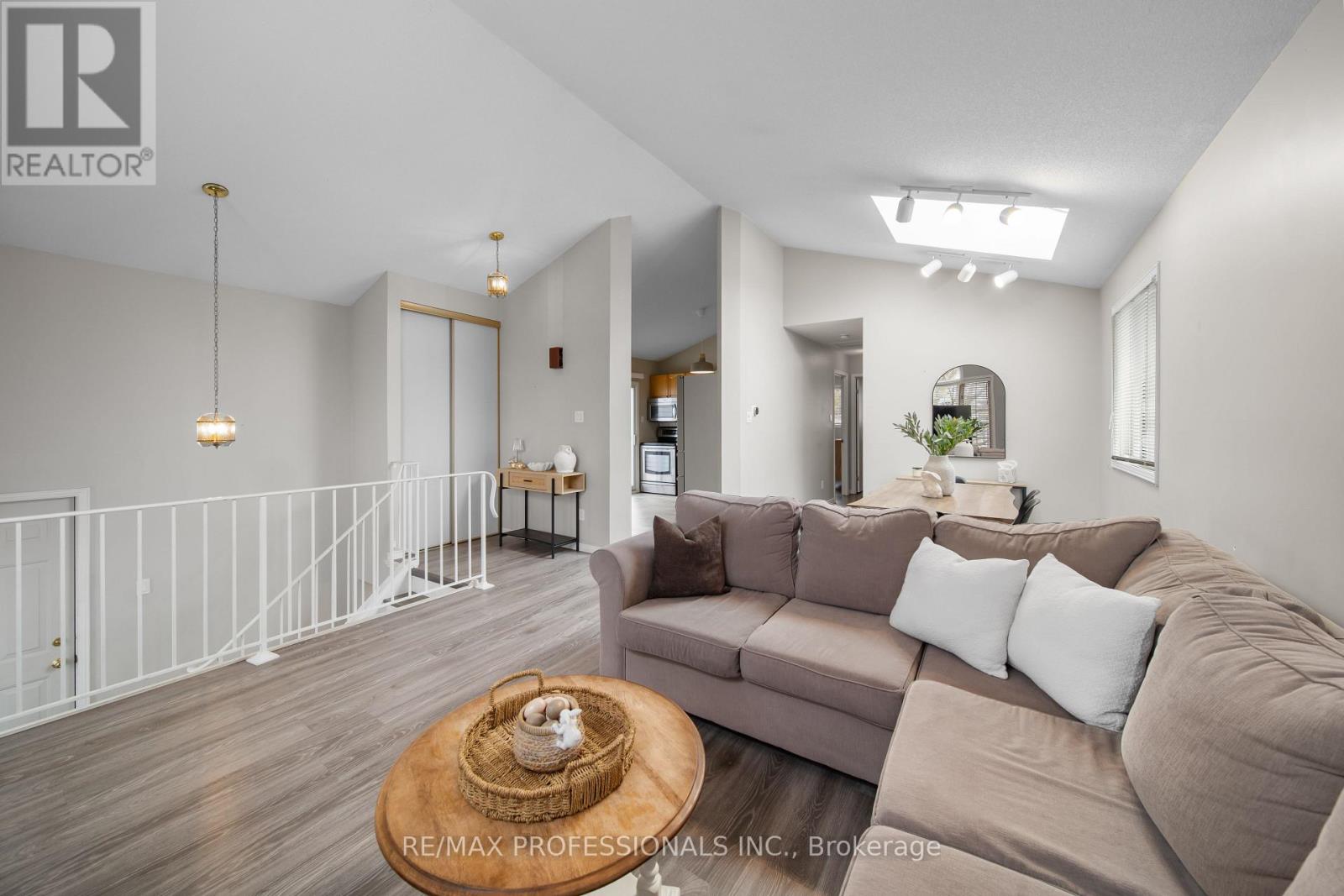 522 TRICO DRIVE, Cambridge, Ontario, N3H5M5 — Photo 4