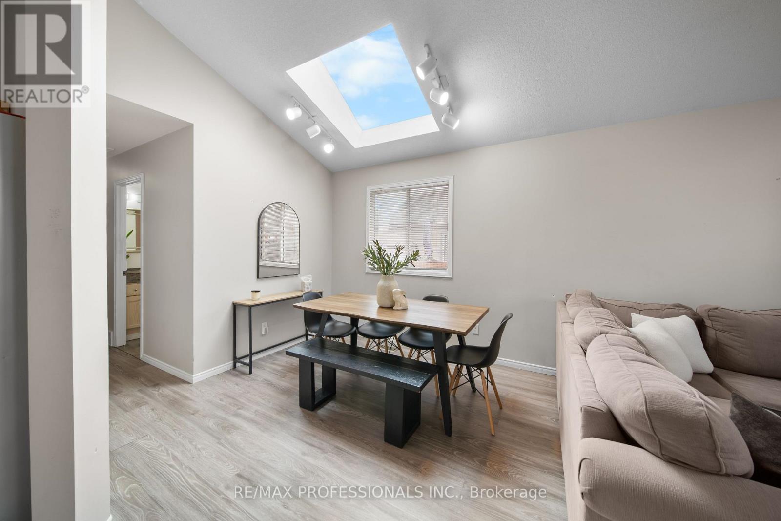 522 TRICO DRIVE, Cambridge, Ontario, N3H5M5 — Photo 5