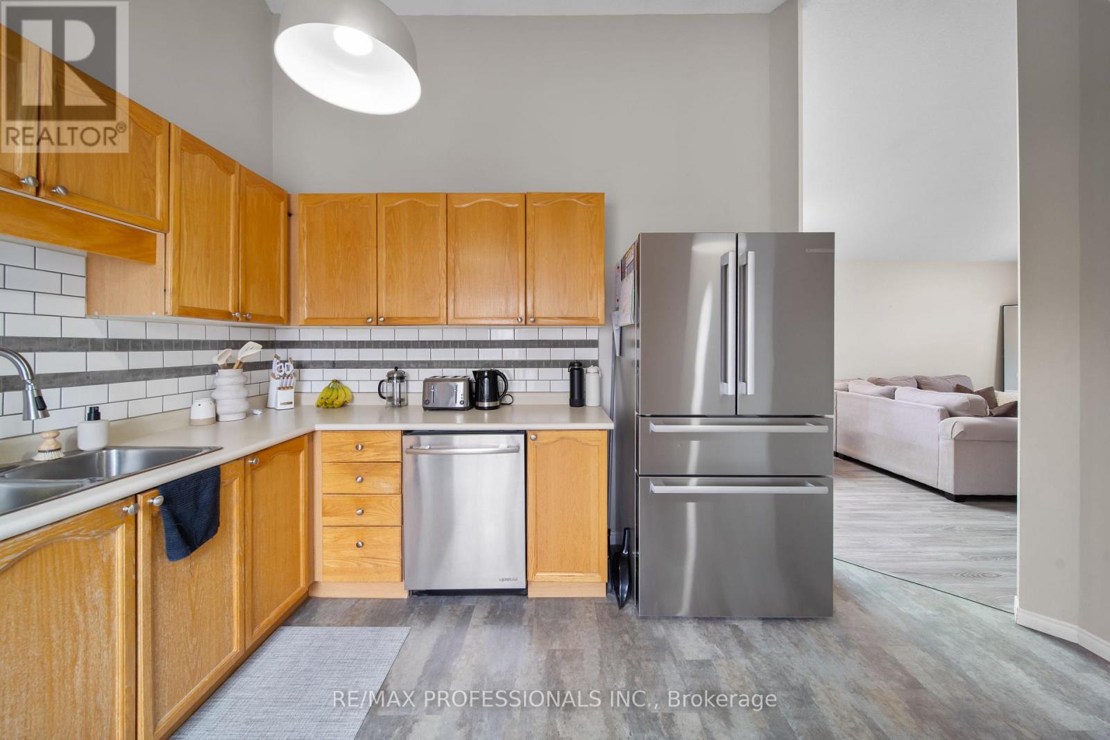 522 TRICO DRIVE, Cambridge, Ontario, N3H5M5 — Photo 9