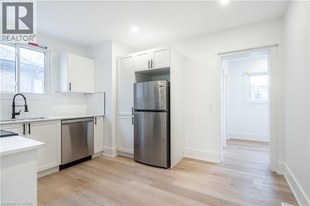 204 BALSAM Avenue S, Hamilton, Ontario, L8M3B8 — Photo 29