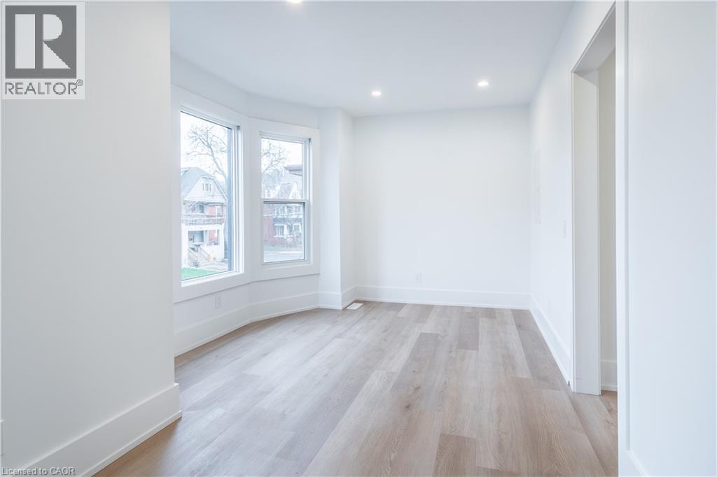 204 BALSAM Avenue S, Hamilton, Ontario, L8M3B8 — Photo 20