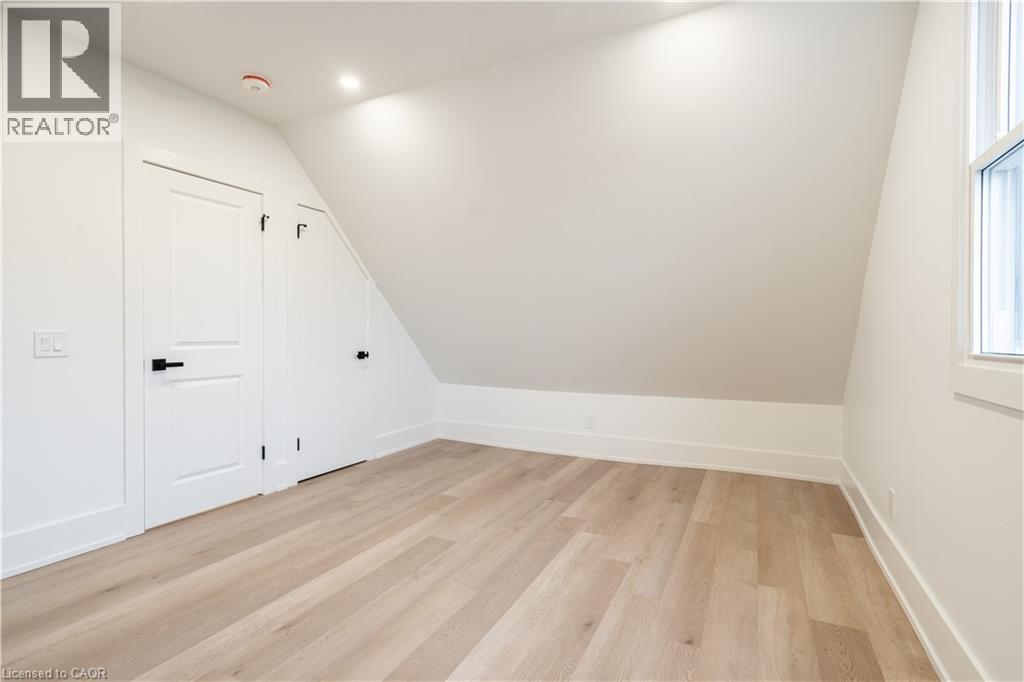 204 BALSAM Avenue S, Hamilton, Ontario, L8M3B8 — Photo 34