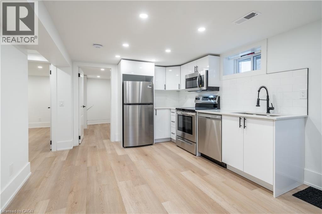 204 BALSAM Avenue S, Hamilton, Ontario, L8M3B8 — Photo 36