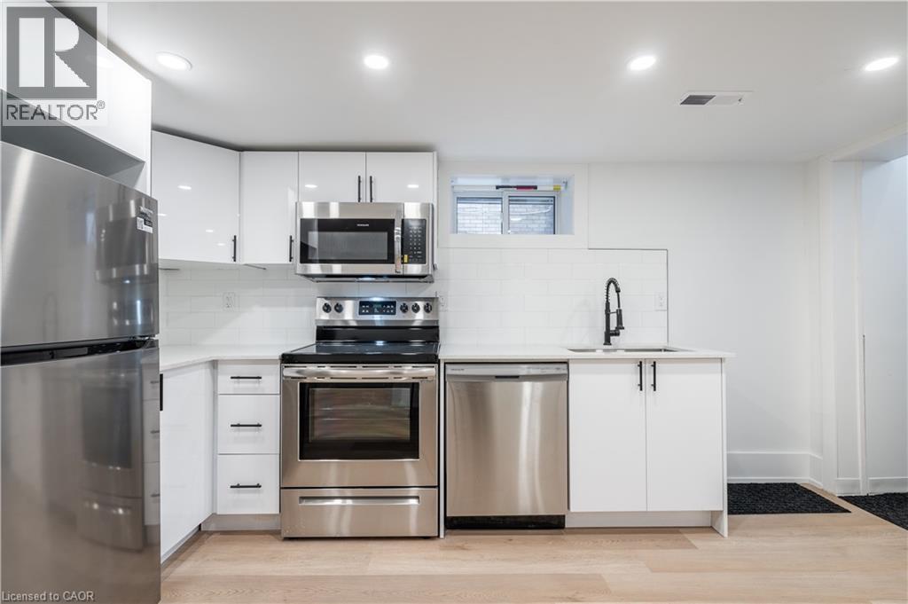 204 BALSAM Avenue S, Hamilton, Ontario, L8M3B8 — Photo 38