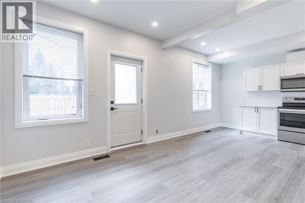 536 CANNON Street E, Hamilton, Ontario, L8L2E9 — Photo 10