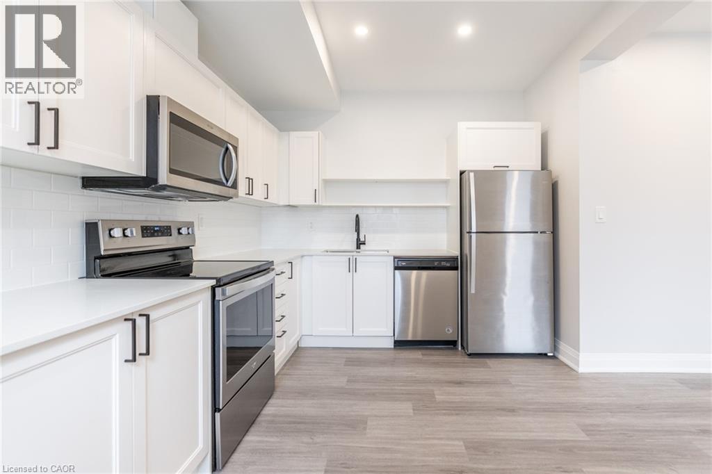 536 CANNON Street E, Hamilton, Ontario, L8L2E9 — Photo 13