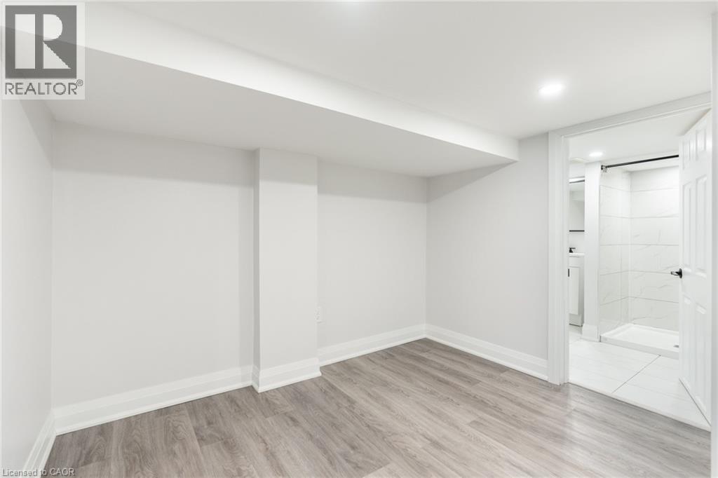 536 CANNON Street E, Hamilton, Ontario, L8L2E9 — Photo 20