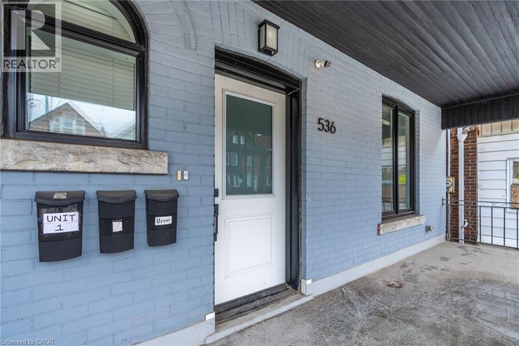 536 CANNON Street E, Hamilton, Ontario, L8L2E9 — Photo 3