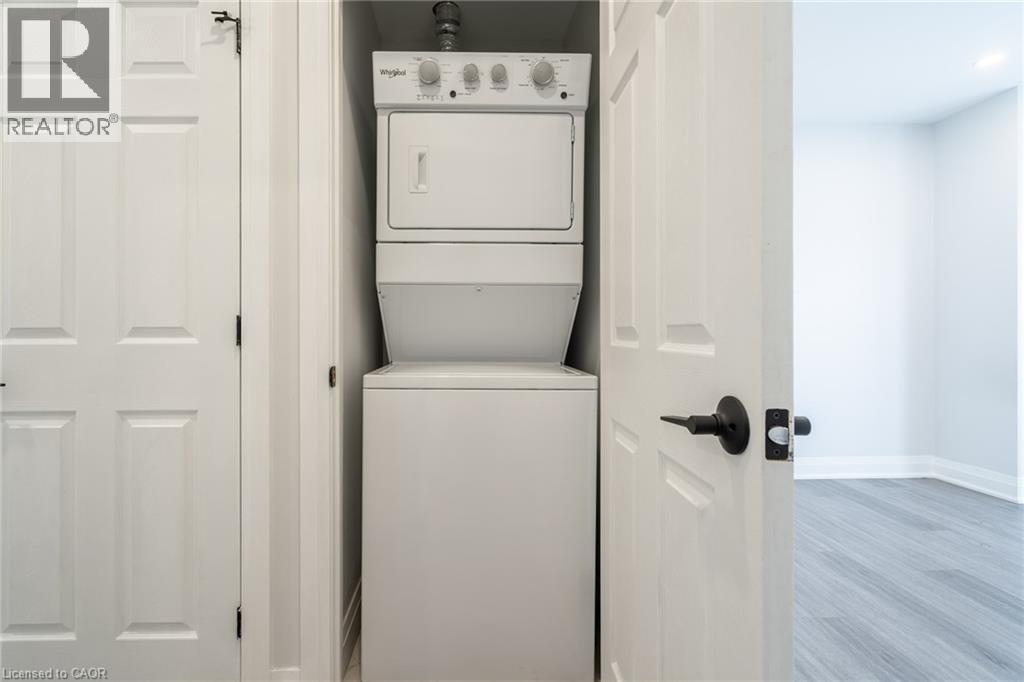 536 CANNON Street E, Hamilton, Ontario, L8L2E9 — Photo 31