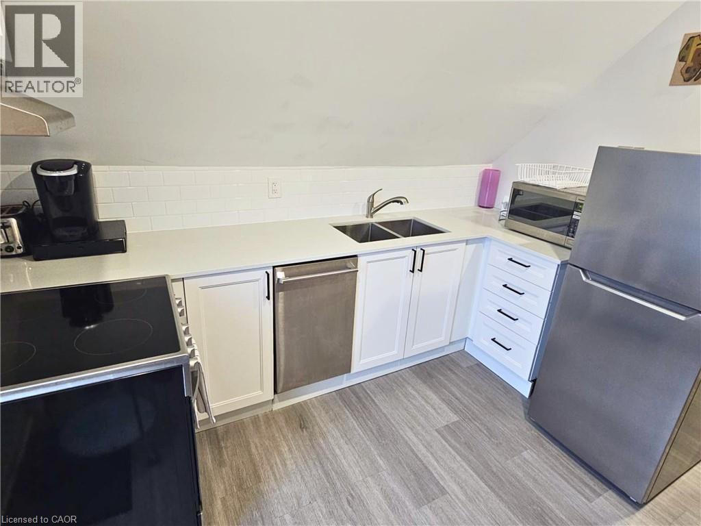 536 CANNON Street E, Hamilton, Ontario, L8L2E9 — Photo 36