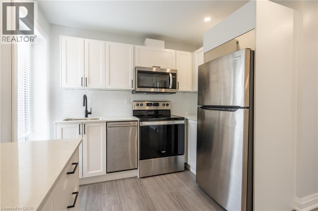 536 CANNON Street E, Hamilton, Ontario, L8L2E9 — Photo 24