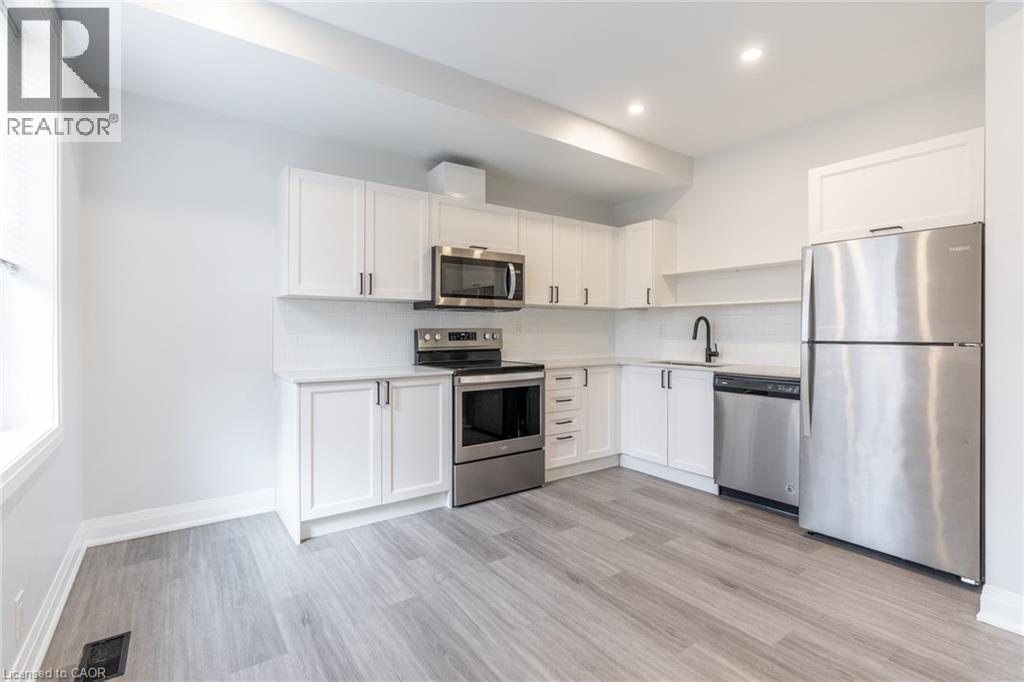 536 CANNON Street E, Hamilton, Ontario, L8L2E9 — Photo 6