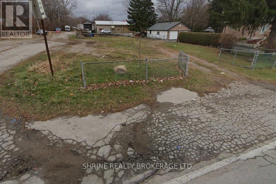 16 CLARKE ROAD, London East (East Q), Ontario, N5W5W6 — Photo 3