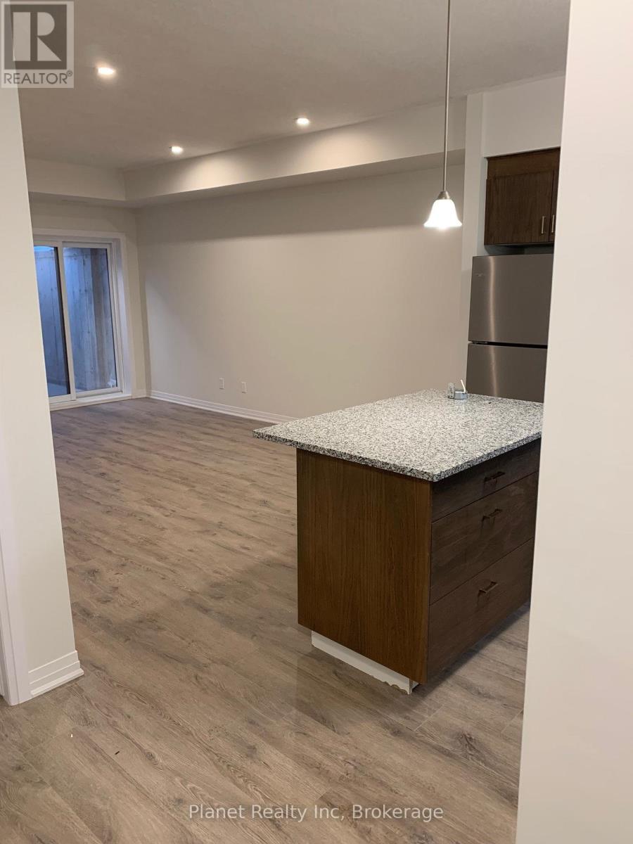 C45 - 25 ISHERWOOD AVENUE, Cambridge, Ontario, N1R0E2 — Photo 2