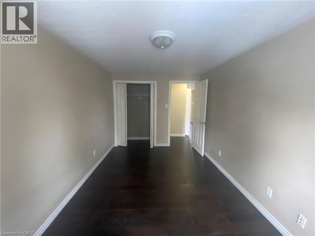 182 KINGSWOOD Drive, Kitchener, Ontario, N2E1S9 — Photo 13