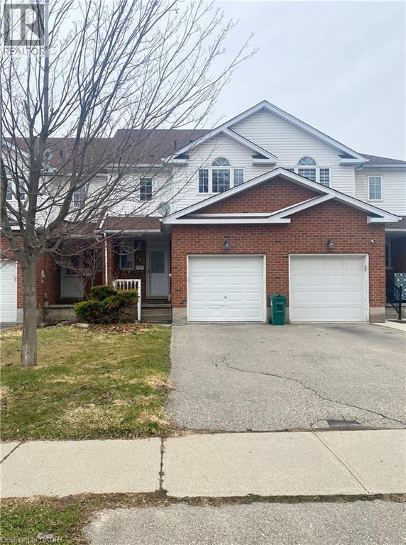 182 KINGSWOOD Drive, Kitchener, Ontario, N2E1S9 — Photo 2