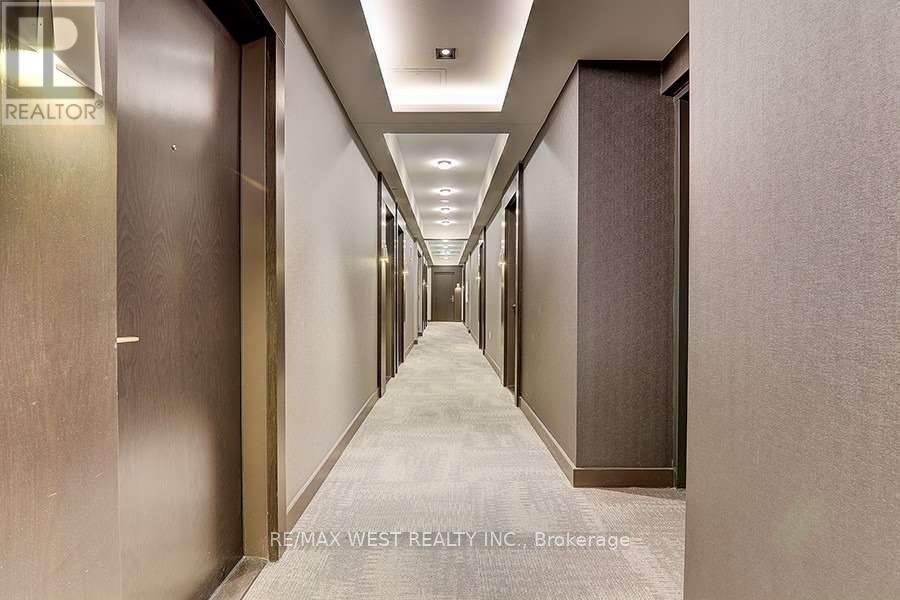 810 - 330 RICHMOND STREET W, Toronto (Waterfront Communities), Ontario, M5V1X2 — Photo 3