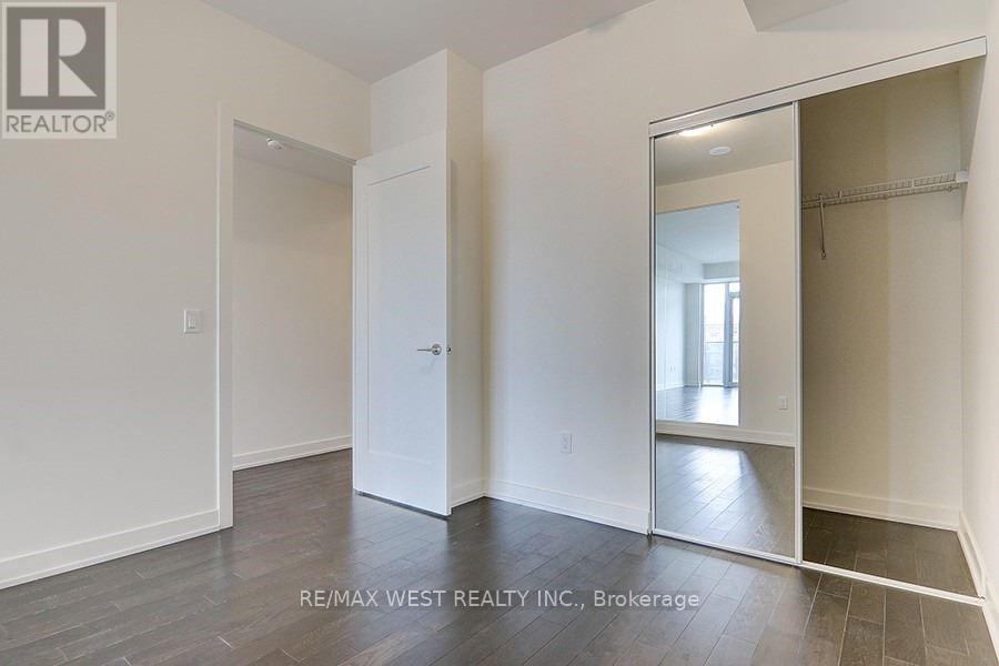 810 - 330 RICHMOND STREET W, Toronto (Waterfront Communities), Ontario, M5V1X2 — Photo 9