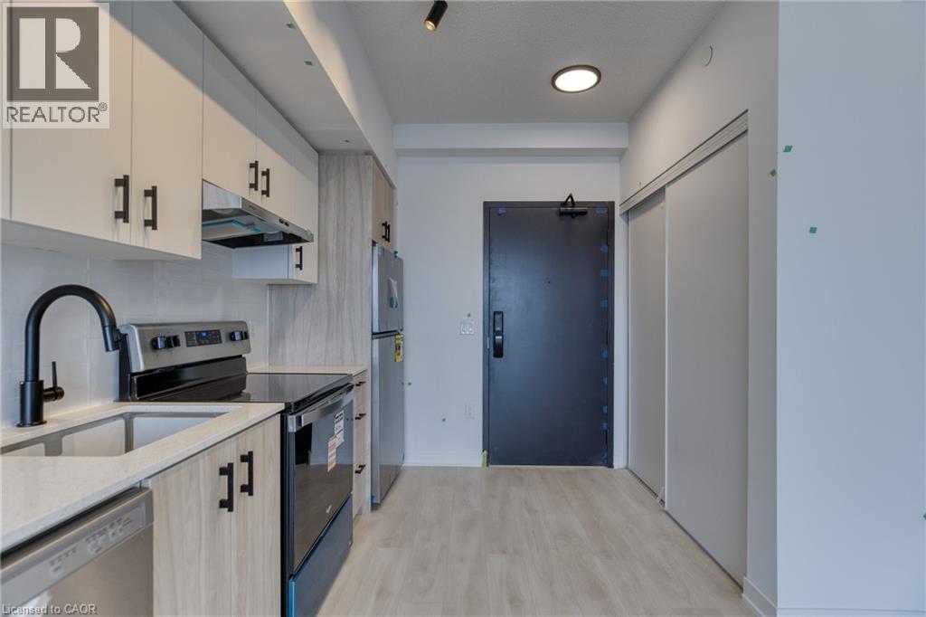 4878 POWERS Common Unit# 704, Burlington, Ontario, L7M0W7 — Photo 6