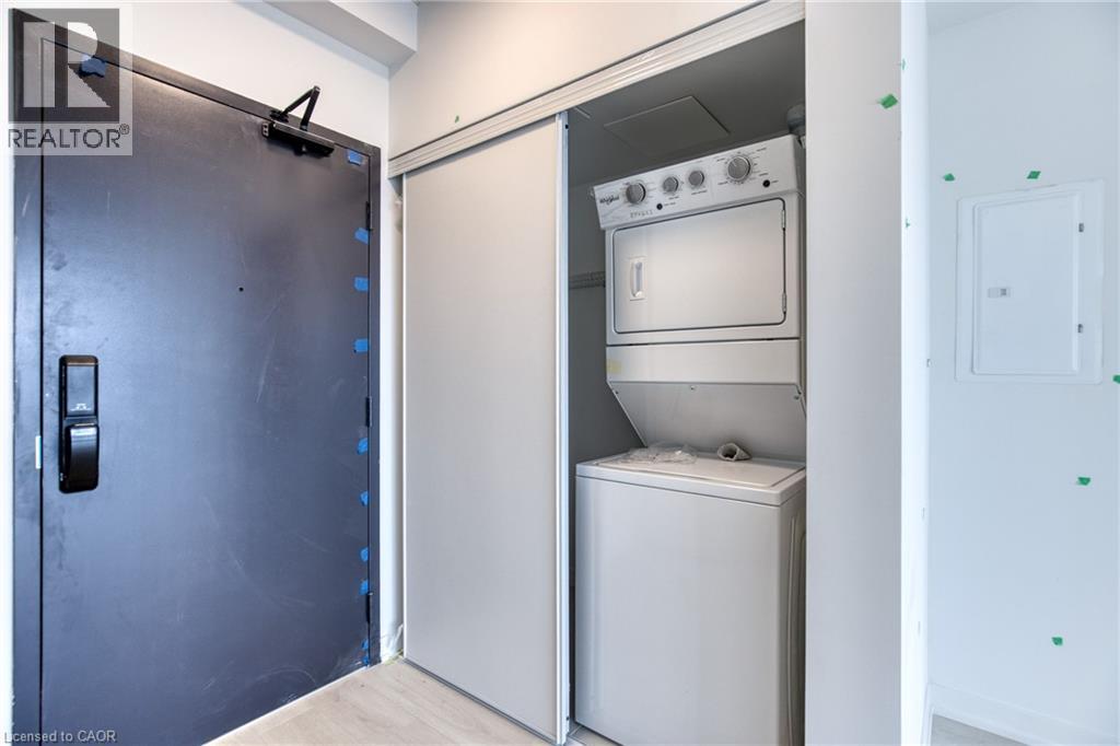 4878 POWERS Common Unit# 704, Burlington, Ontario, L7M0W7 — Photo 9