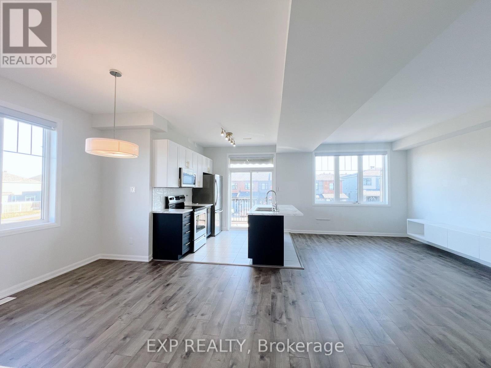 40 TEELIN CIRCLE, Ottawa, Ontario, K2J6V1 — Photo 5