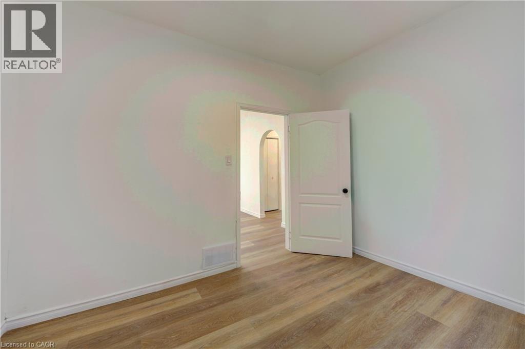 524 SIMCOE Street, London, Ontario, N6B1K4 — Photo 33