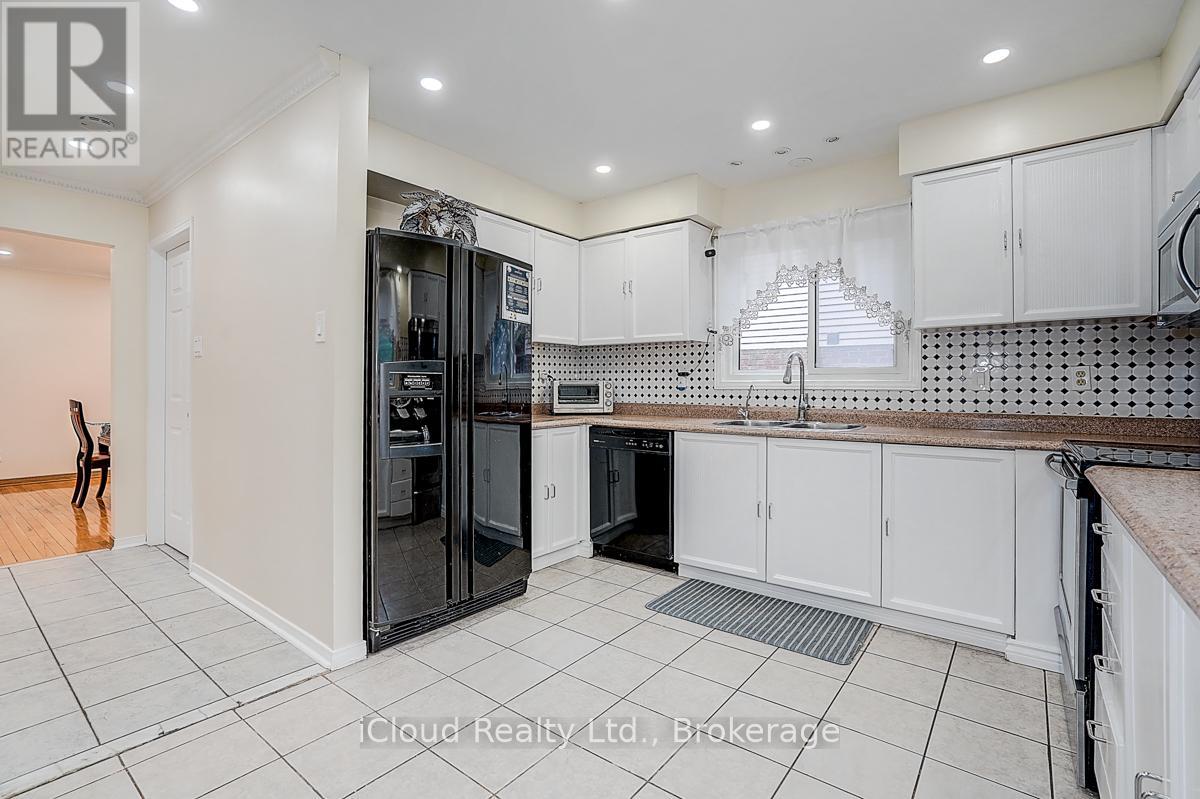 1114 MAPLE GATE ROAD, Pickering (Liverpool), Ontario, L1X1B8 — Photo 10