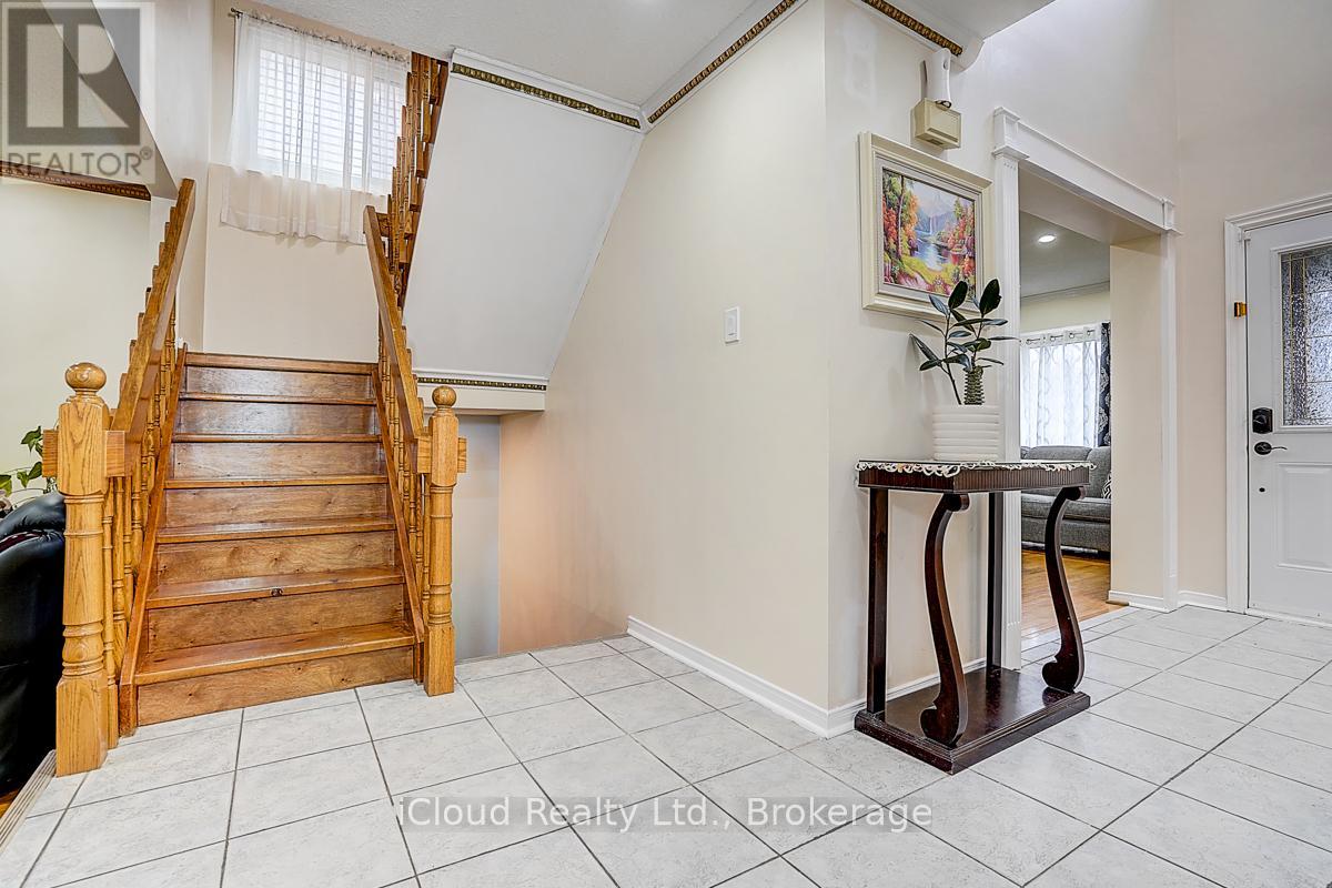 1114 MAPLE GATE ROAD, Pickering (Liverpool), Ontario, L1X1B8 — Photo 14