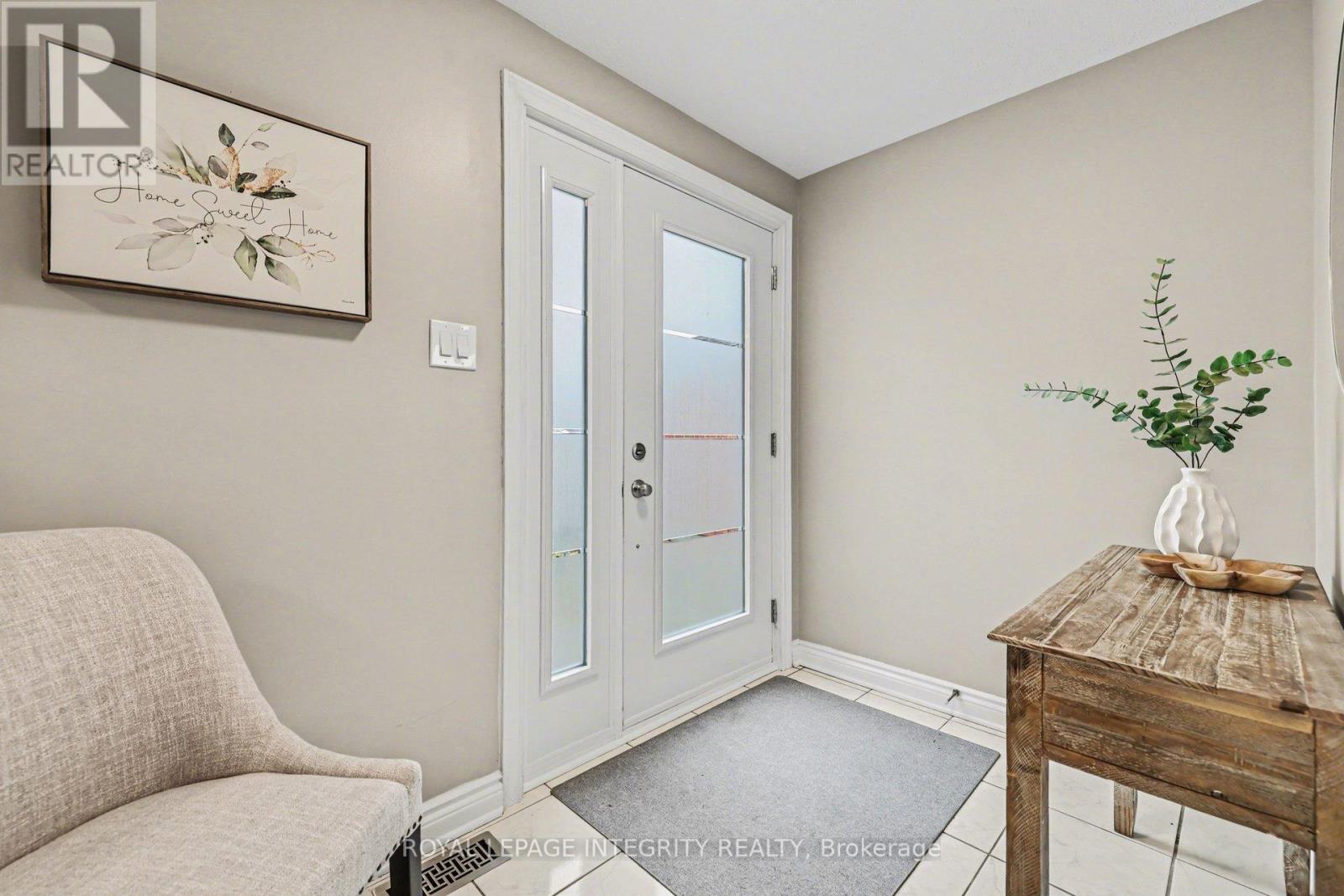15 RAFTUS SQUARE, Ottawa, Ontario, K2J2K9 — Photo 2