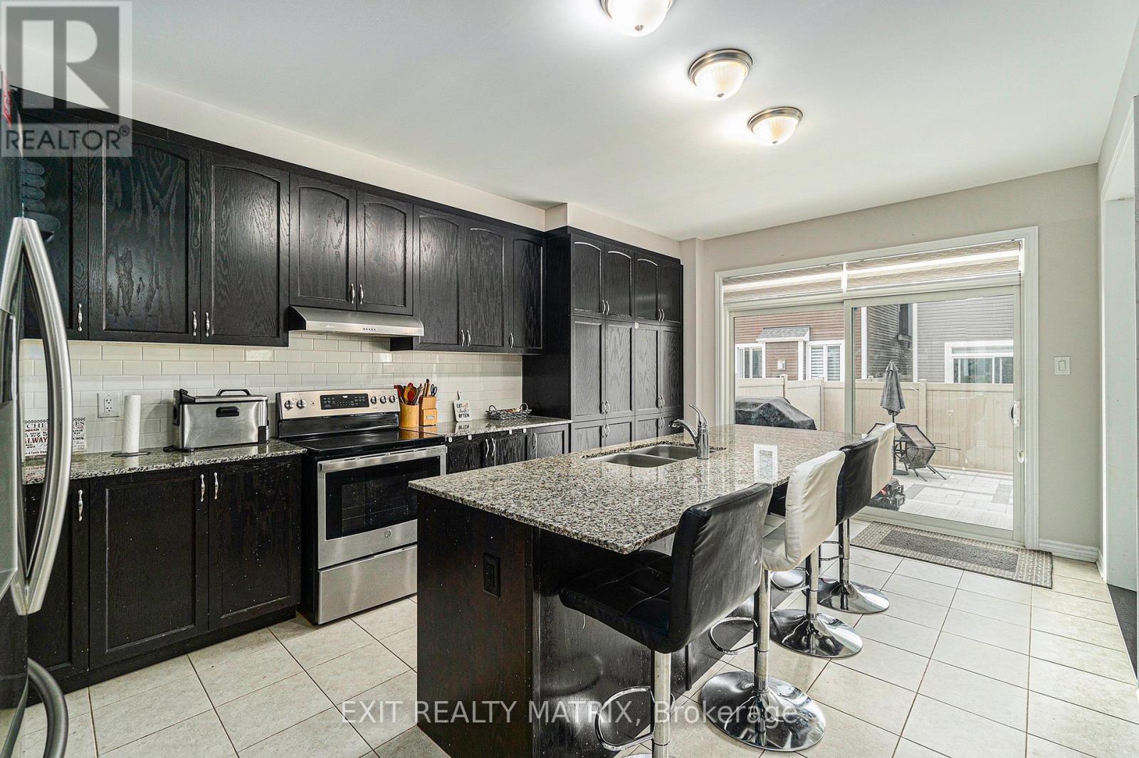 350 SWEETCLOVER WAY, Ottawa, Ontario, K4A1E6 — Photo 8