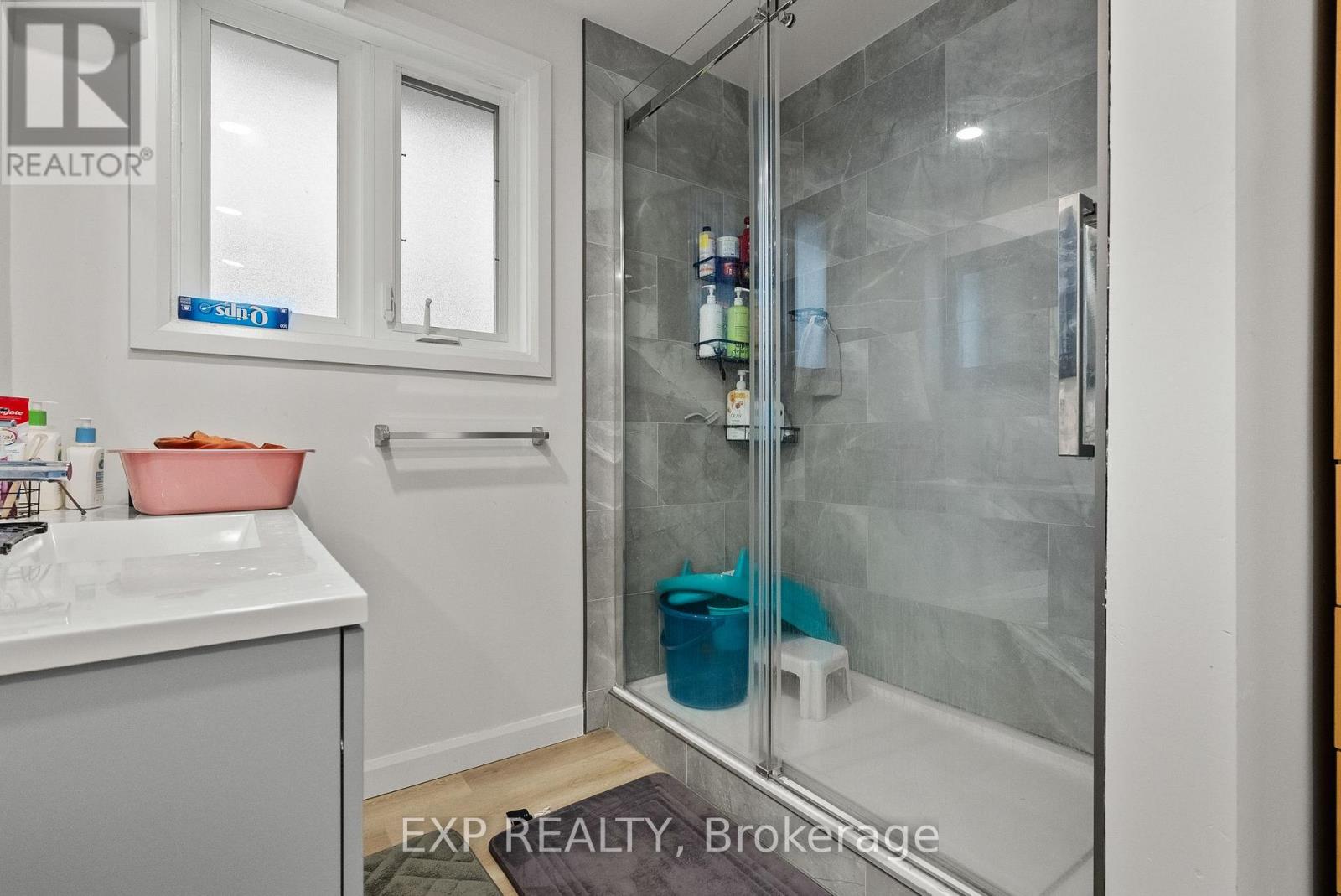 692 CLAUDE STREET, Ottawa, Ontario, K1K2S2 — Photo 10