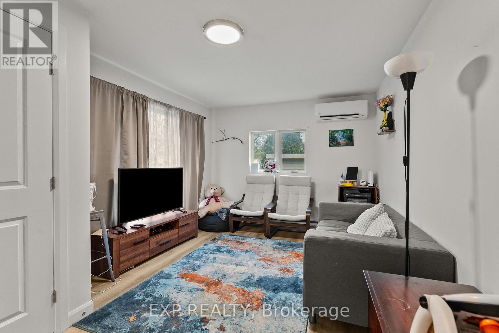 692 CLAUDE STREET, Ottawa, Ontario, K1K2S2 — Photo 4