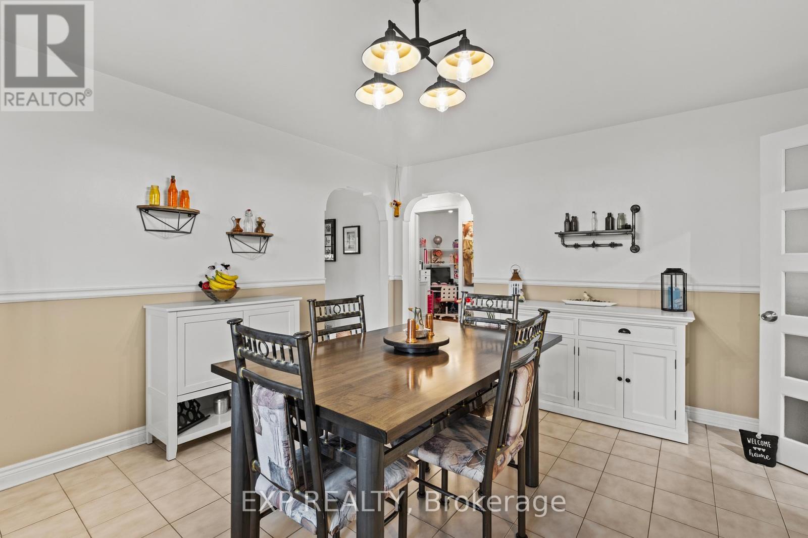 5367 KITCHENER STREET, Niagara Falls (Clifton Hill), Ontario, L2G1B6 — Photo 12