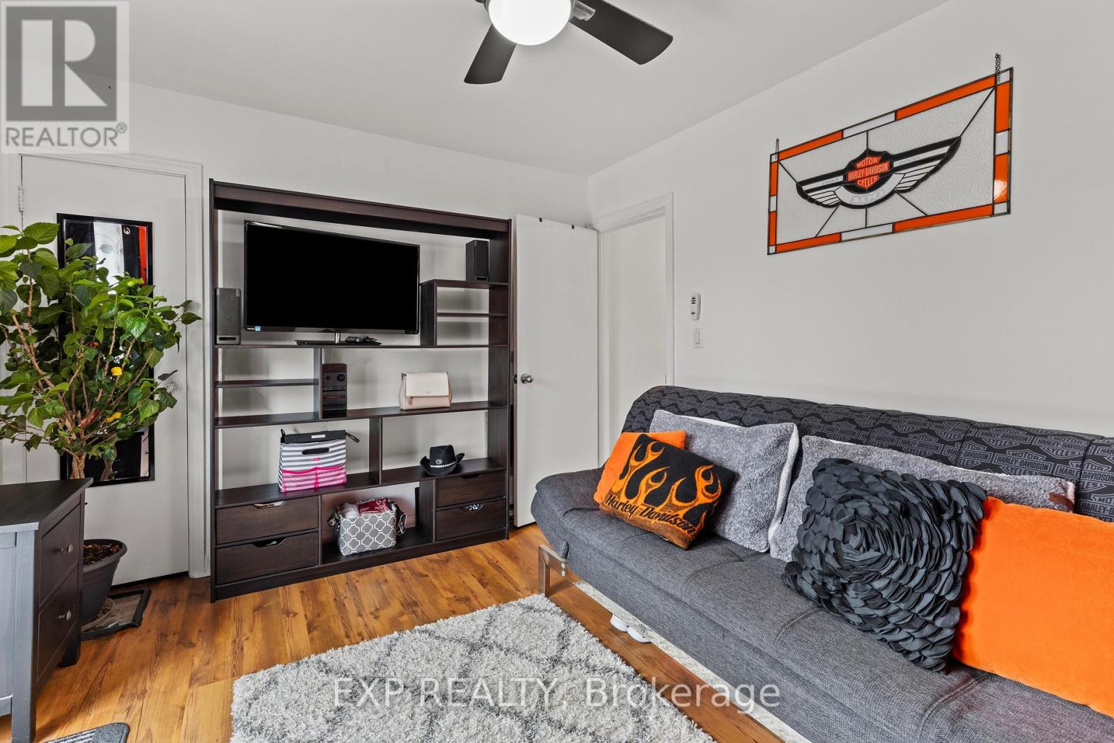 5367 KITCHENER STREET, Niagara Falls (Clifton Hill), Ontario, L2G1B6 — Photo 14