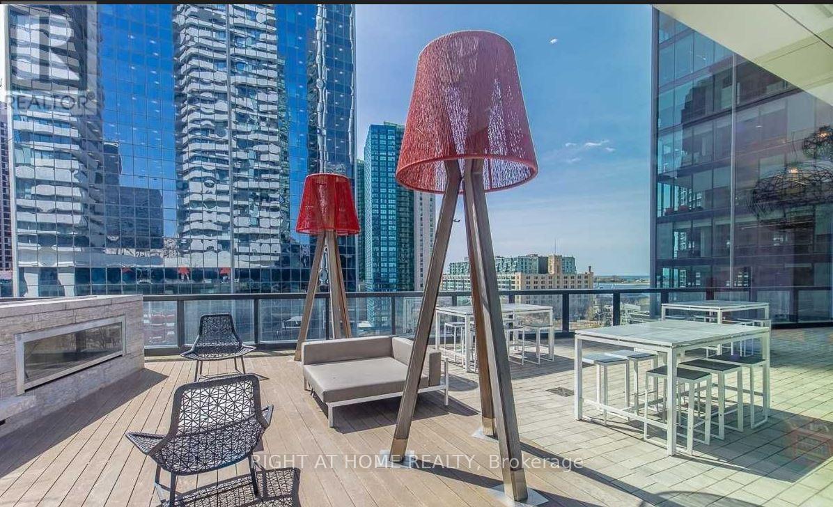 4708 - 100 HARBOUR STREET, Toronto (Waterfront Communities), Ontario, M5J0B5 — Photo 17